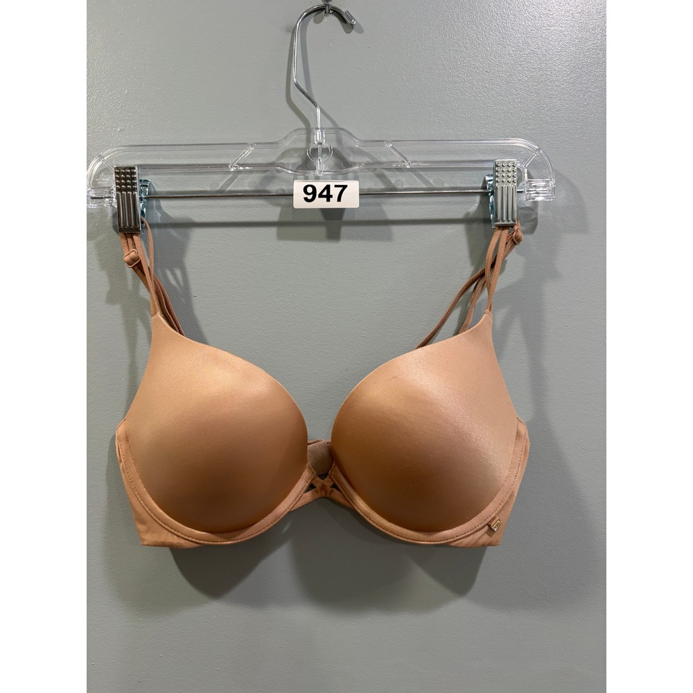 Victoria's Secret Very Sexy Push-Up Bra 32D Tan Nude Underwire Padded 340937